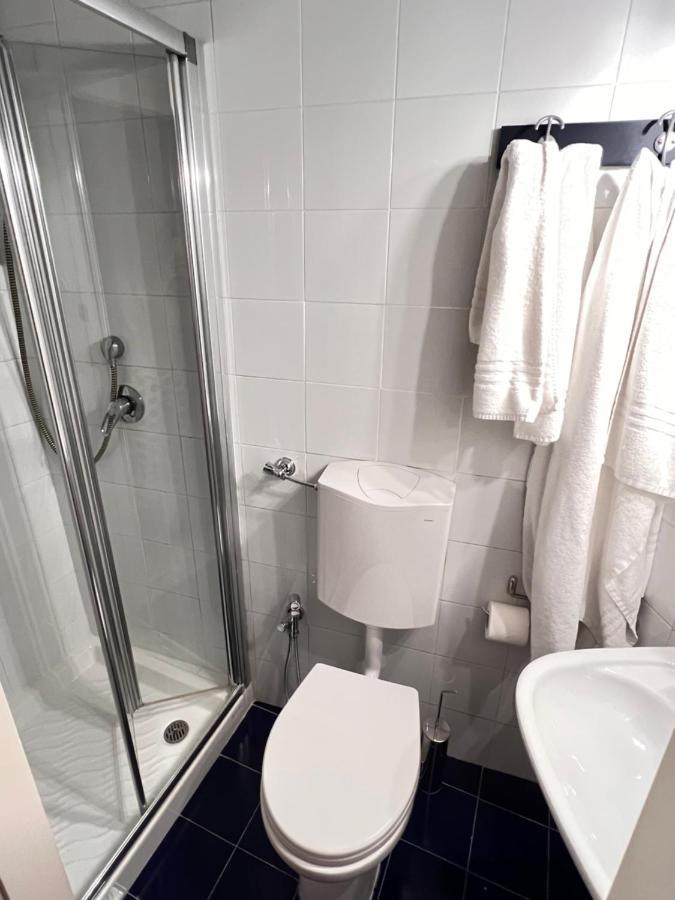 Guest House Biondi Roma Ngoại thất bức ảnh
